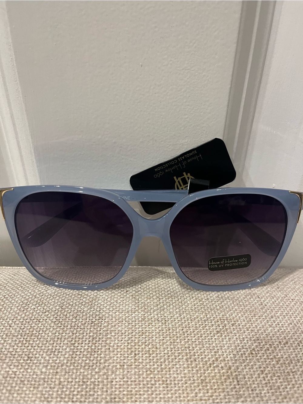 NWT House of Harlow 1960  Women's Light Blue Gradient Lens Sunglasses